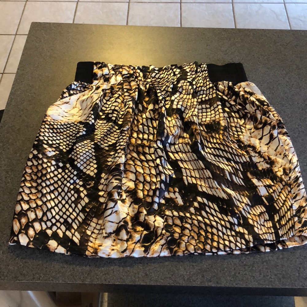 Arden B Women’s Snake Skin Skirt